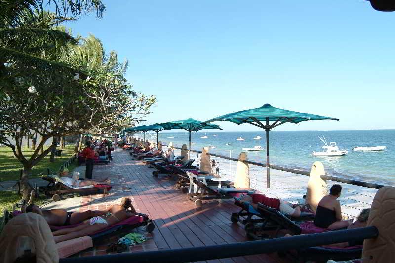 Bamburi Beach Hotel Exterior foto