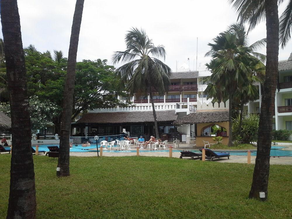 Bamburi Beach Hotel Exterior foto