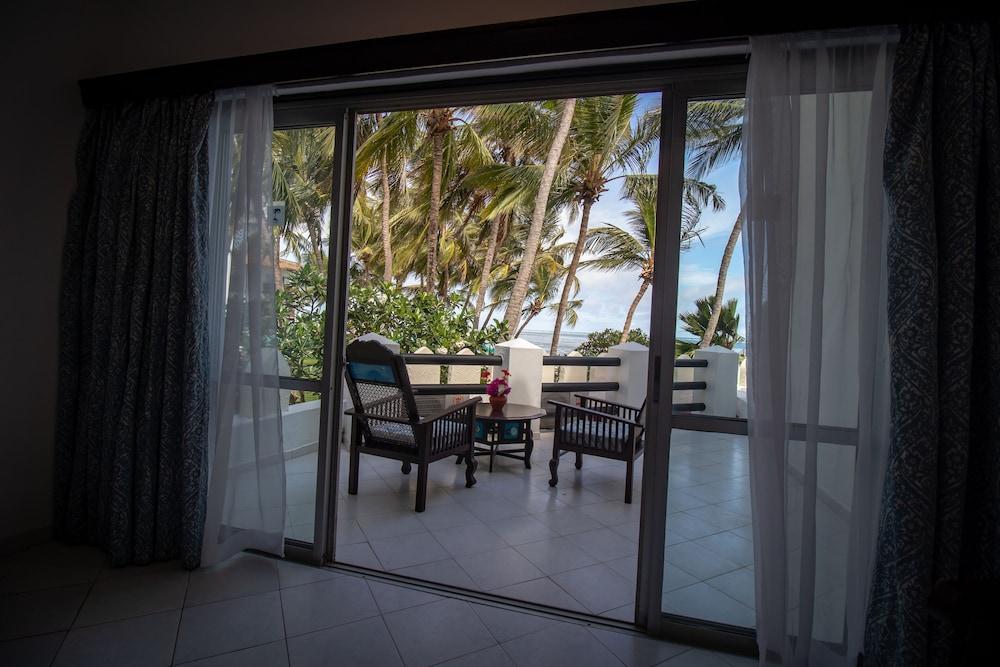 Bamburi Beach Hotel Exterior foto