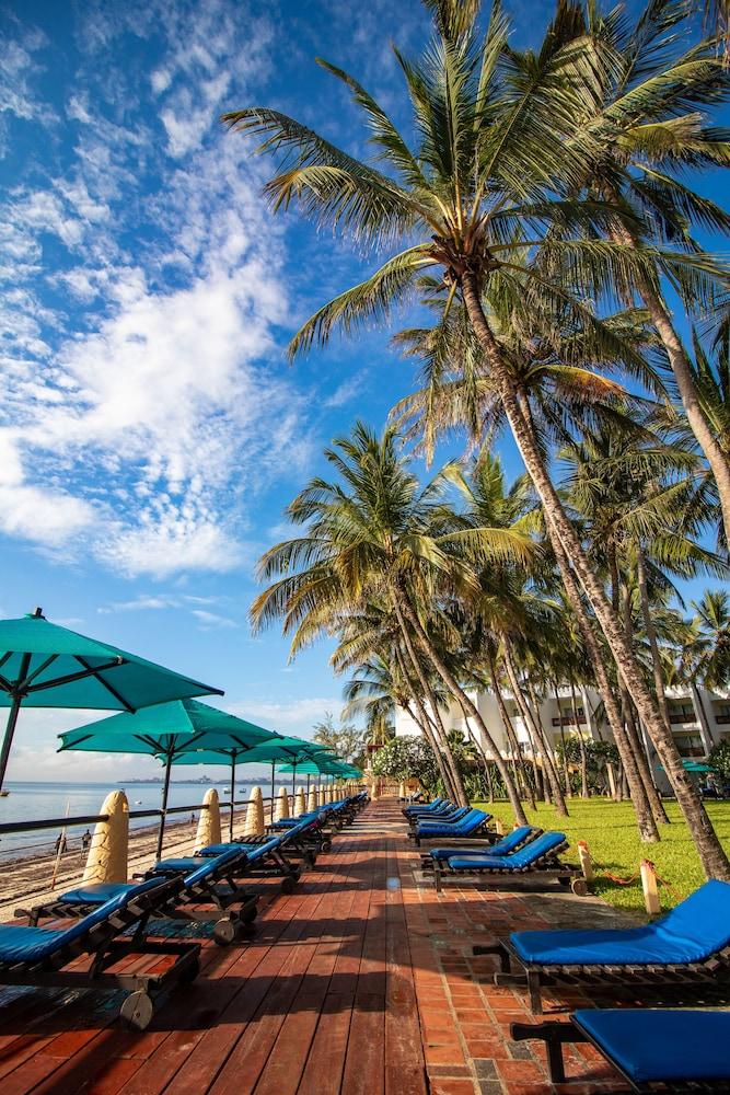 Bamburi Beach Hotel Exterior foto
