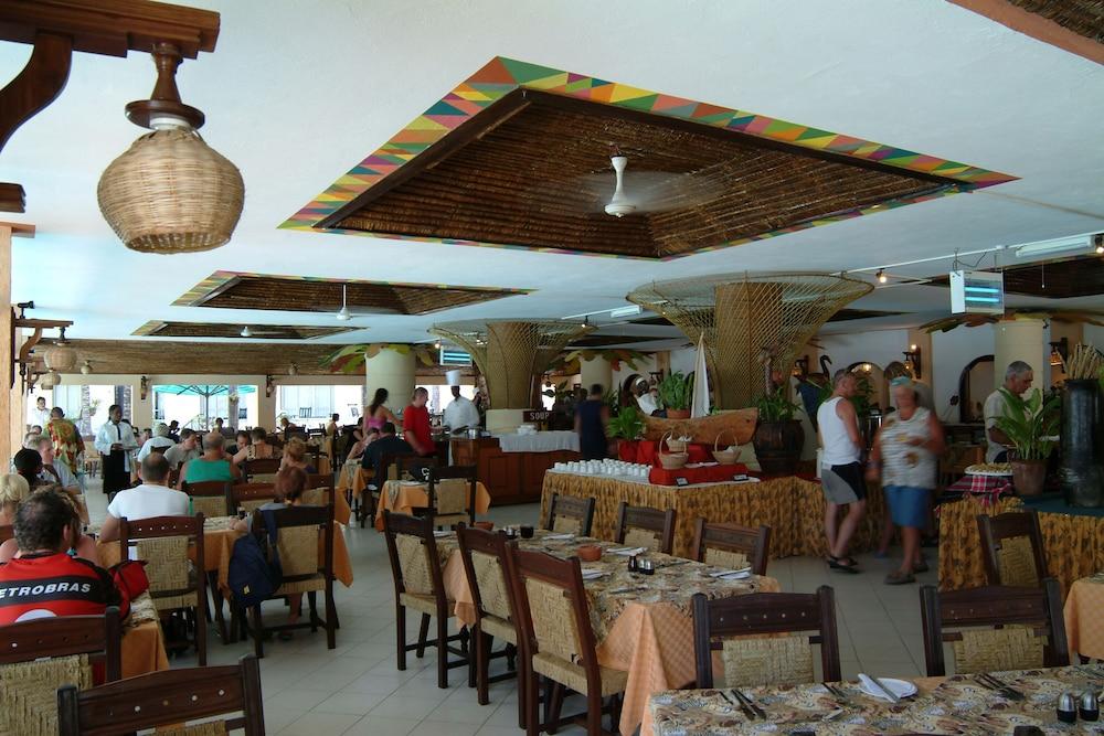 Bamburi Beach Hotel Exterior foto
