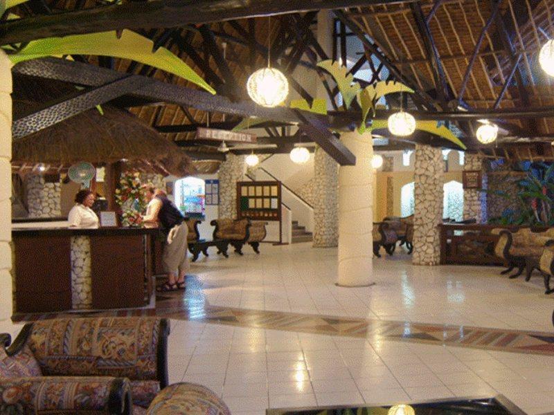 Bamburi Beach Hotel Exterior foto